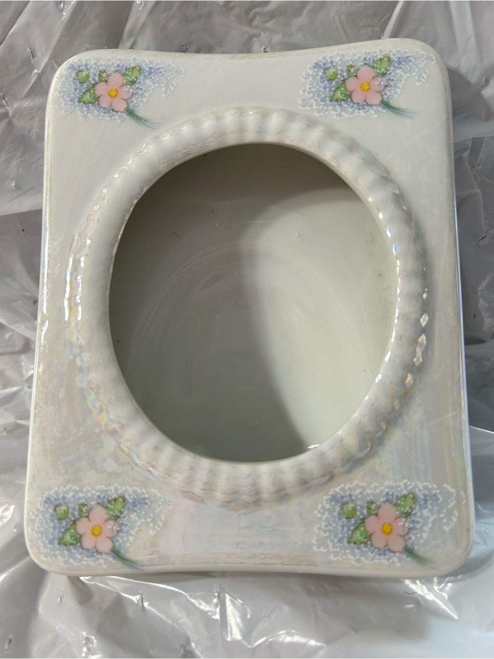 Vintage Grandma Core White Porcelain Floral Picture Frame 1990s